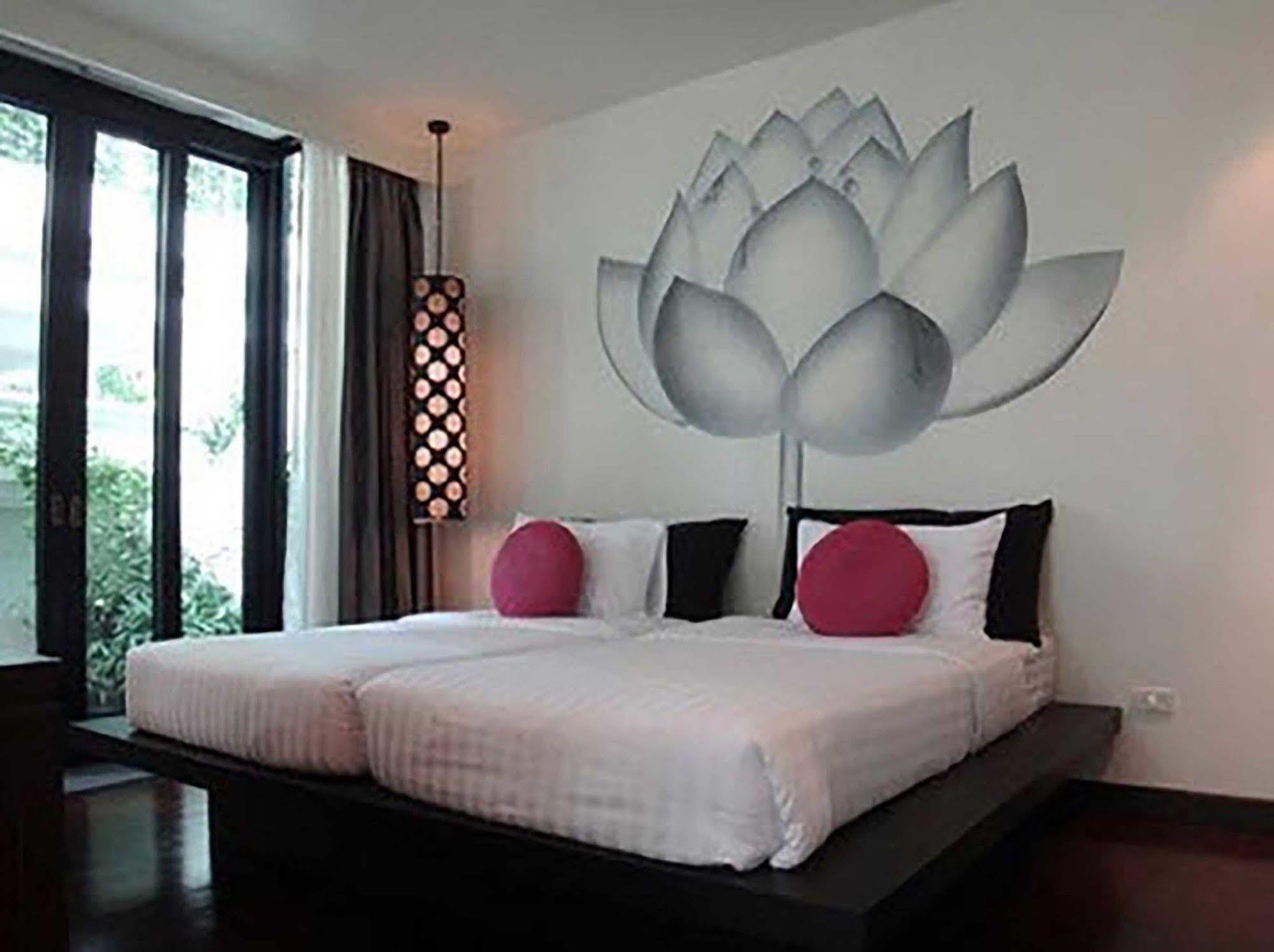 Makka Hotel Chiang Mai Bagian luar foto